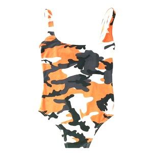 “I don’t blend in bodysuit”